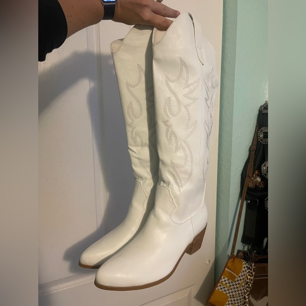 white cowboy boots